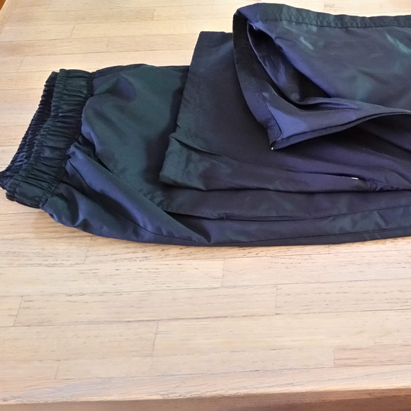 Champion Other - Black Jogging Pants W/Zippered Ankles Size Small